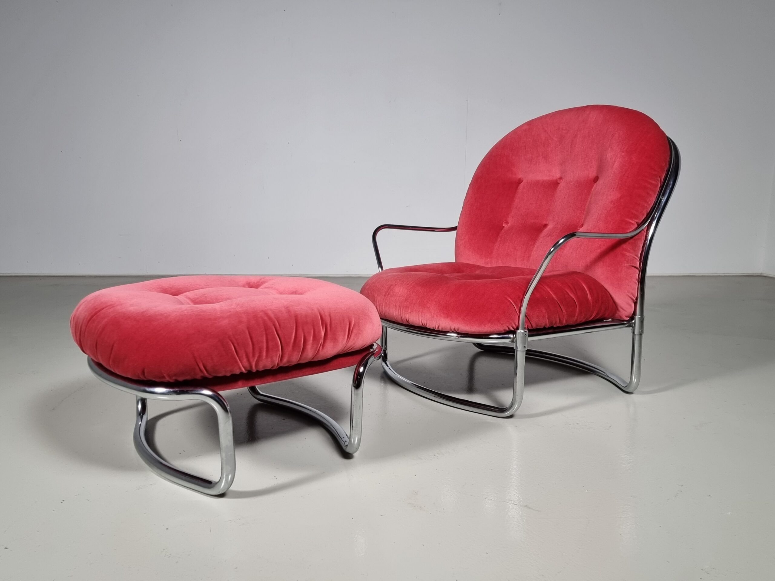 Carlo di Carli tubular lounge chair