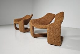 Kwok hoi Chan Zen chair Kwok hoi Chan Zen chair