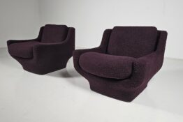 Lounge chairs Airborne International