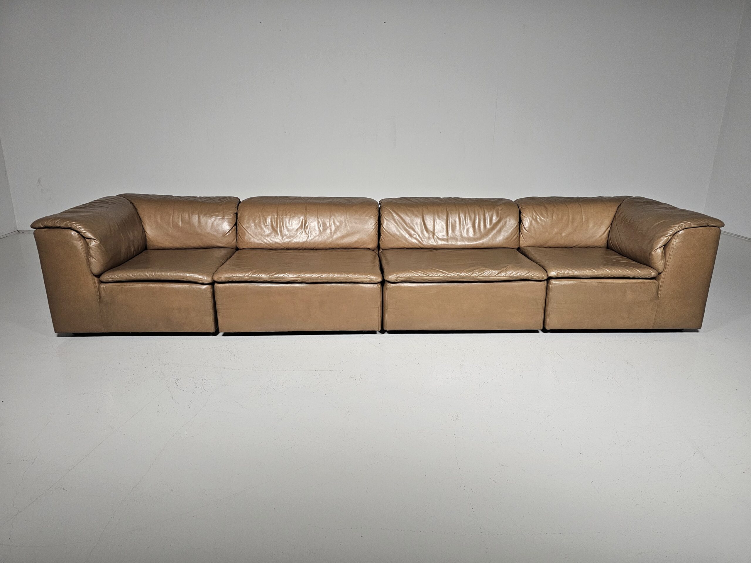Jeep sofa by Durlet